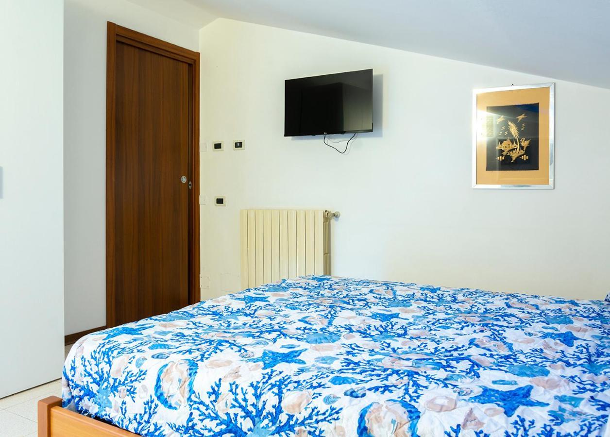 Appartamenti La Casina Porto Azzurro Exterior foto